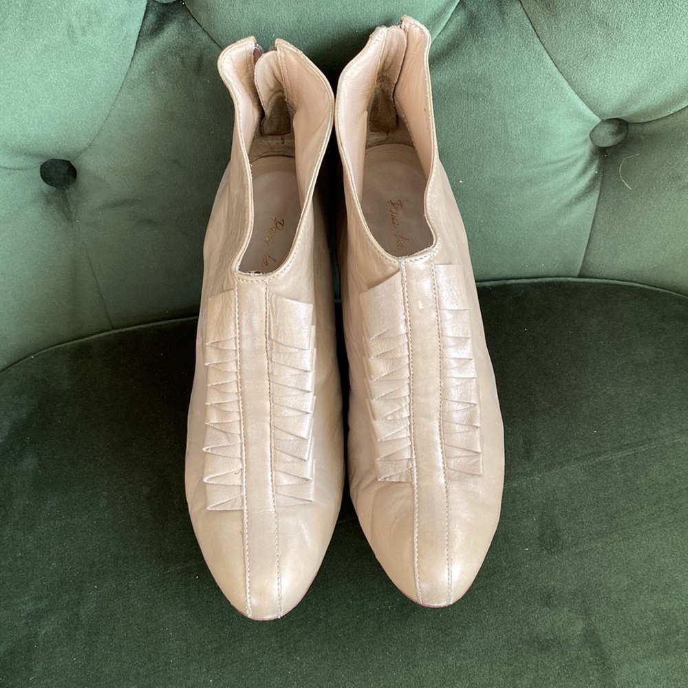 Pour La Victoire✨Leather Heel Ankle Booties